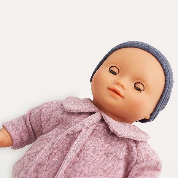 Muñeca bebe Pomea Baby Dahlia purpura Djeco